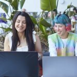 Teknologi Terbaru Yang Sedang Jadi Tren Di Kalangan Milenial