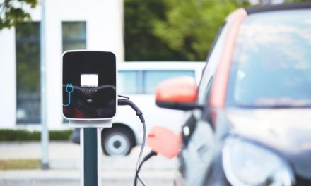 Tren Mobil Listrik Di Indonesia