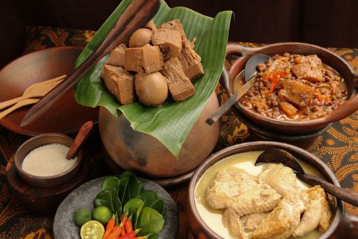 Jajanan Tradisional Kembali Populer Dan Diminati Generasi Muda